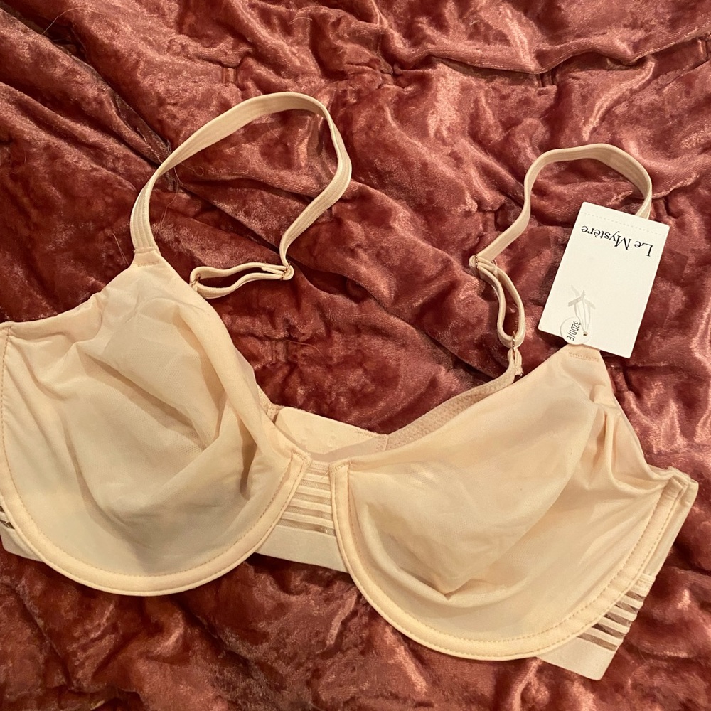 Nude Second Skin Le Mystere unlined bra